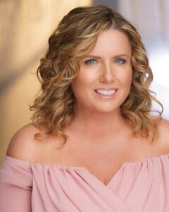 Lynn_Winkle_-_updated_head_shot